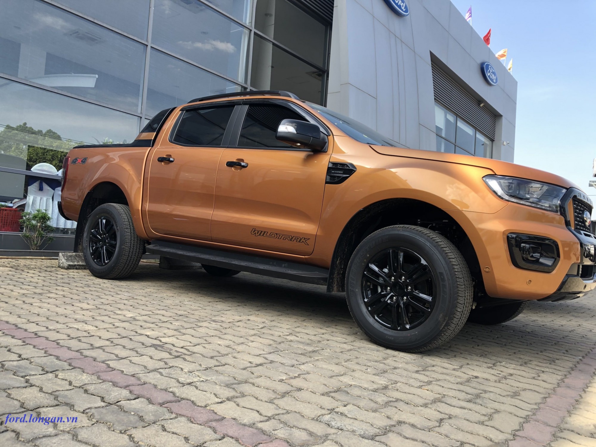 Giá bán tải Ford Ranger Wildtrak 2021 ở Long An